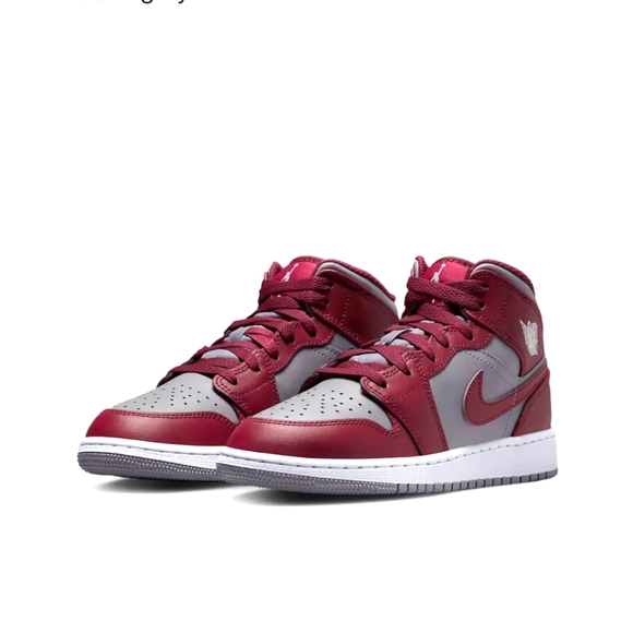 Air Jordan Mid